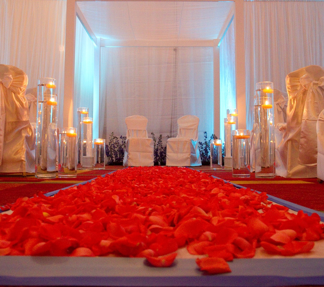 Stunning & Unique Floral Beauty Columbus Wedding Flowers