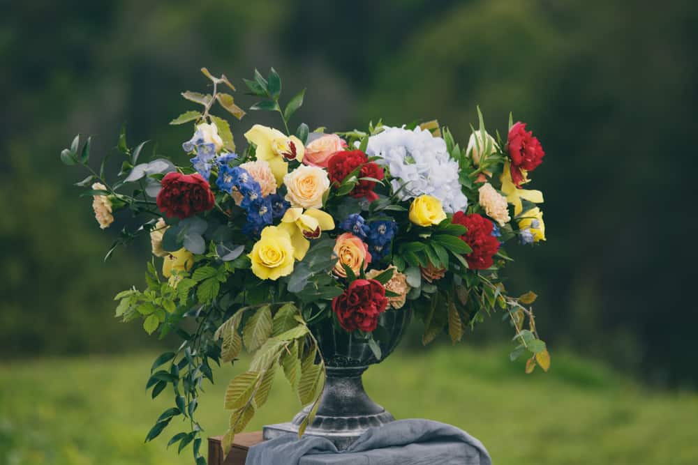 Stunning Ways To Display Wedding Flowers Columbus Wedding Flowers