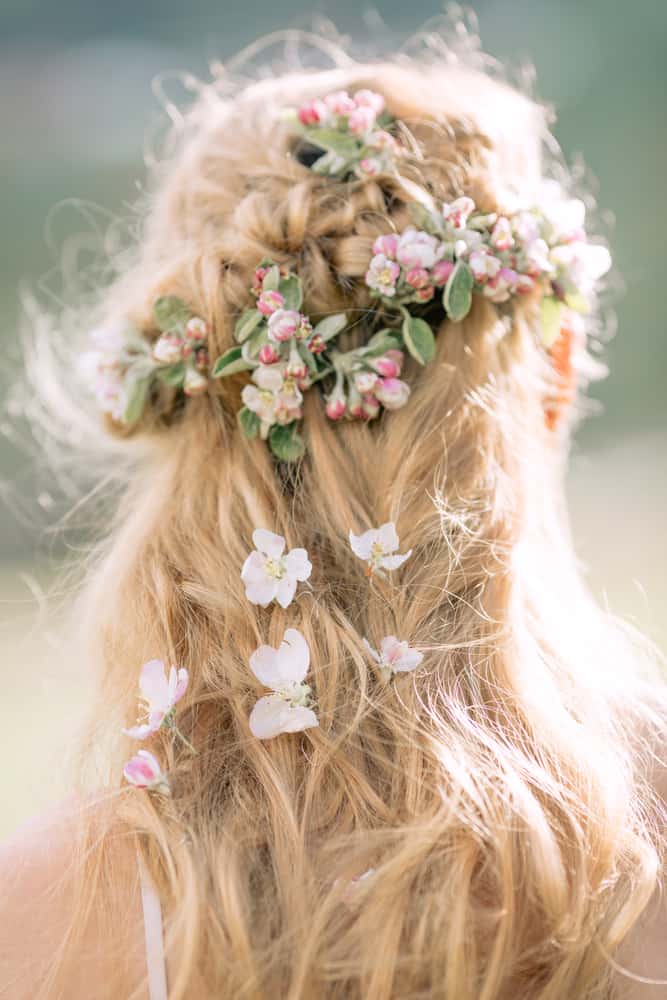 And The Bride Wore Flowers In Her Hair | Beneva Weddings